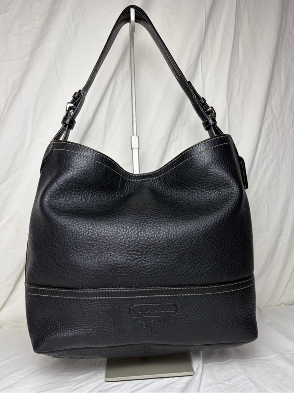 Vintage Coach B060-5717 Black Pebbled Leather Hobo Shoulder Bag - Picture 3 of 12